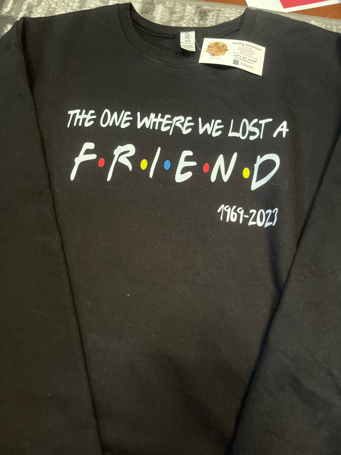 Friends crewneck  XL