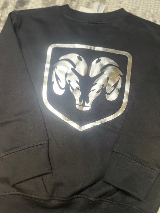 Ram crewneck SIZE 4