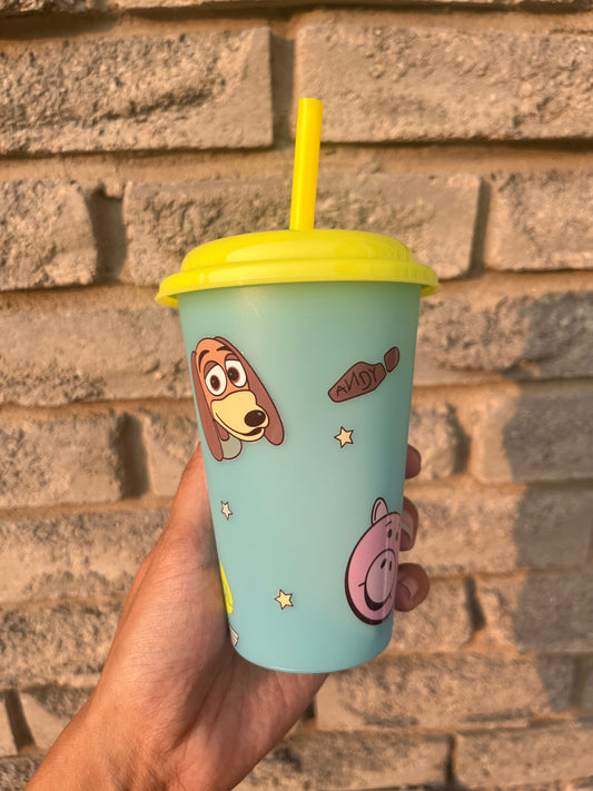Toys 2 colour changing cup