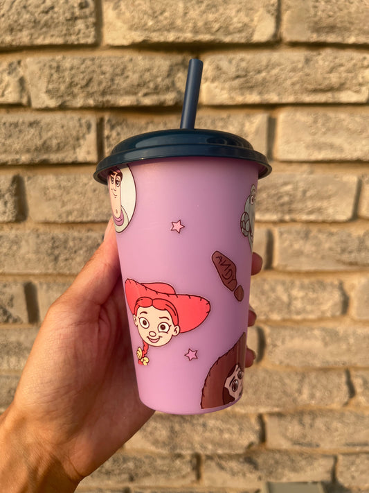 Toys changing cup